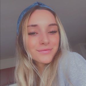 Meet your Posher, Lizzie